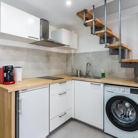 Bonsai Flat In דירה בוסוליי